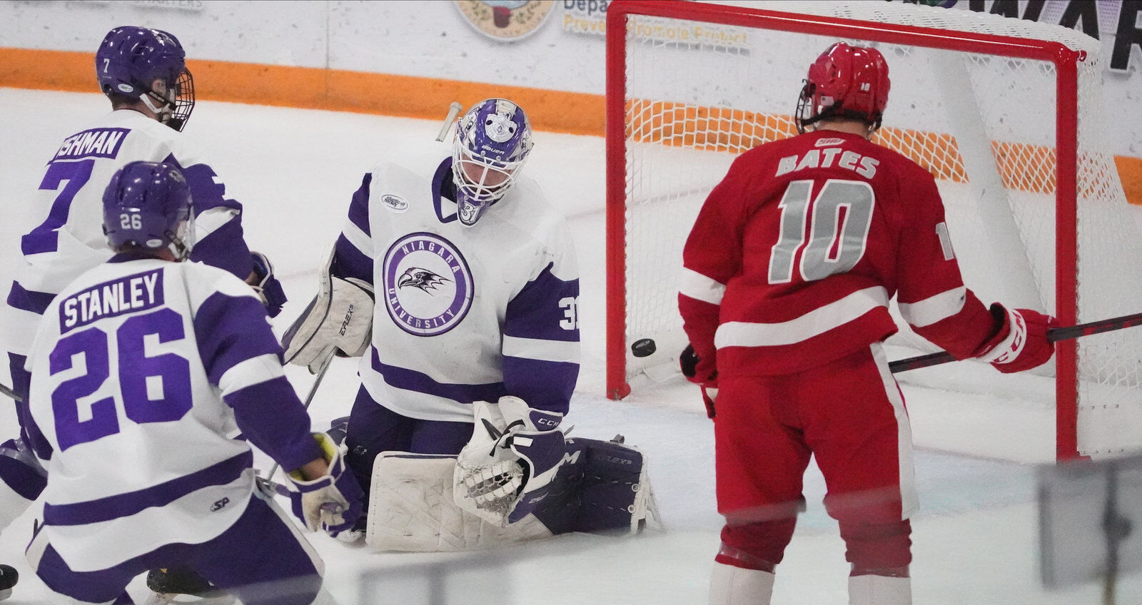 Niagara hockey faces Sacred Heart in an AHA game